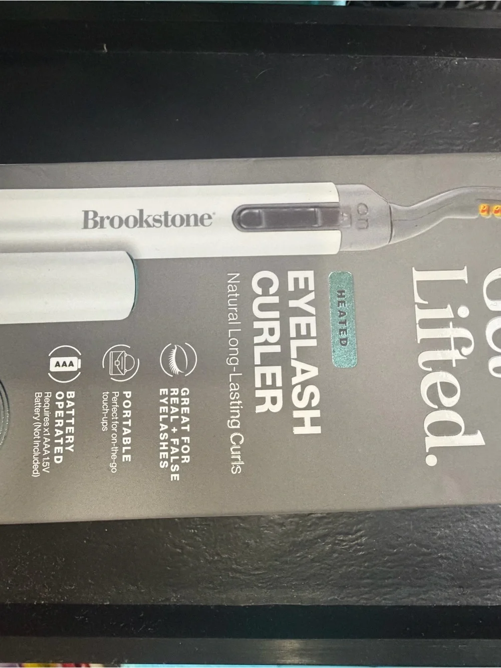 Brookstone Eyelash Curler - White and Gold Accent